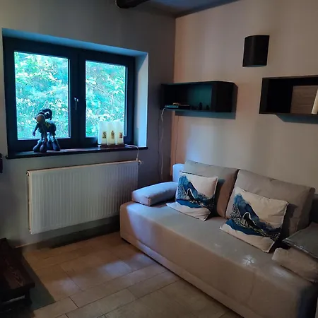 Forrest Dom W Lesie Semesterbostad *