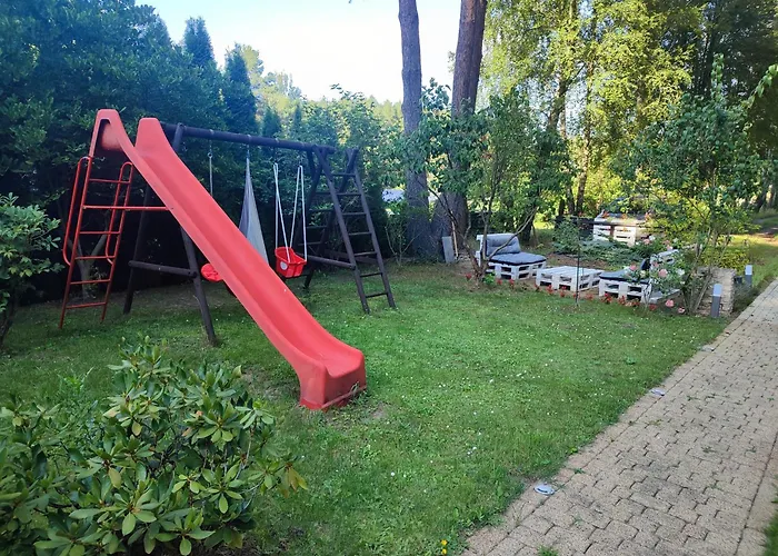 Forrest Dom W Lesie בית נופש